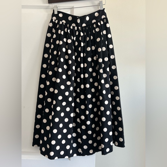 HM Polka Dot Skirt - Picture 2 of 3